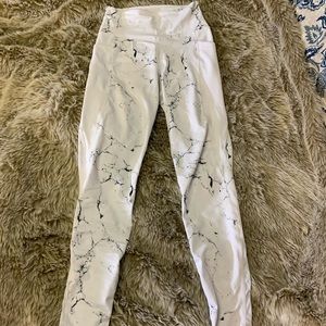BuffBunny Collection White Marble Onyx Legging